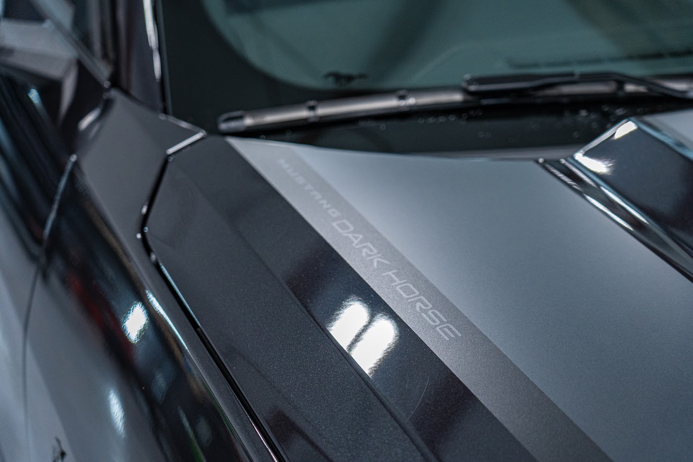 Mustang Dark Horse hood vent text
