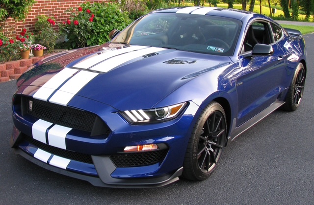 2026 Ford Mustang Dark Horse